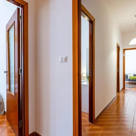 Dal Cavaliere Apartment *